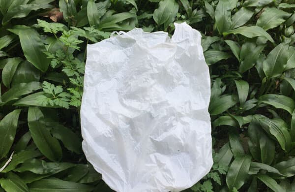 Plastiksack-Detailhandel_Robert-Altermatt_bearbeitet