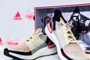 Adidas_UltraBoost-19_Laufschuhe_bearbeitet