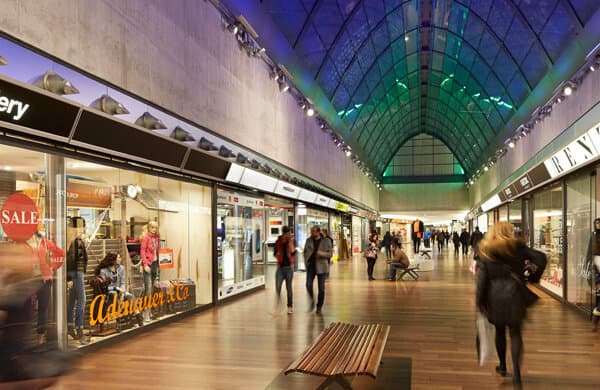 Shoppi-Tivoli_Center-Mall_Nacht_bearbeitet