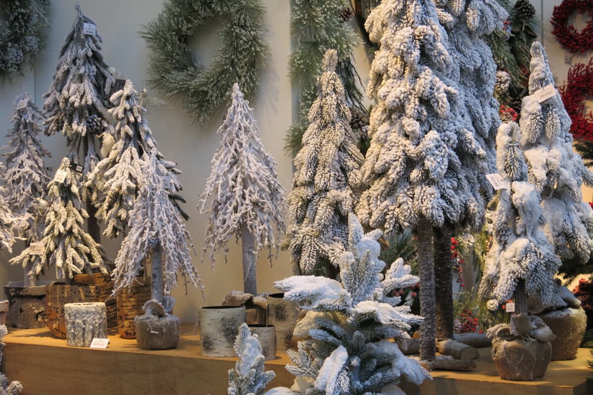 Schweizer geben mehr für Weihnachtsgeschenke aus