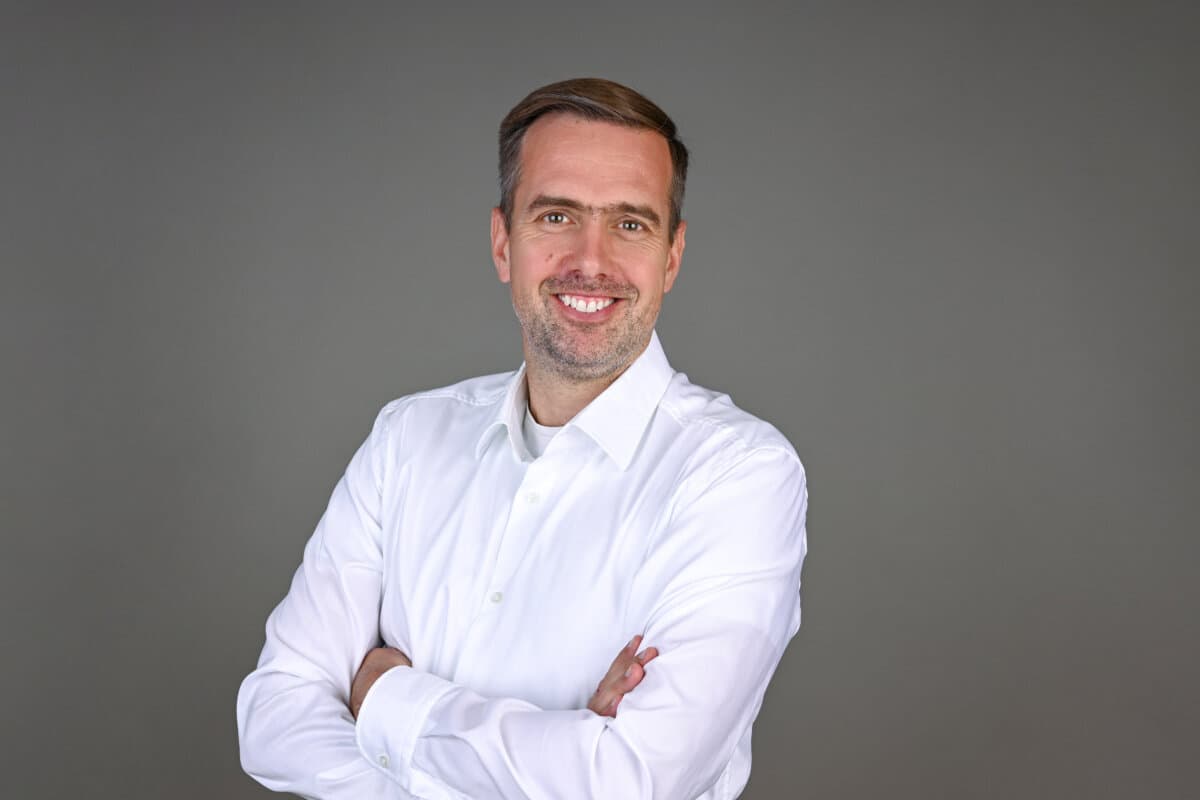 Constantin Hilt leitet neu Interdiscount