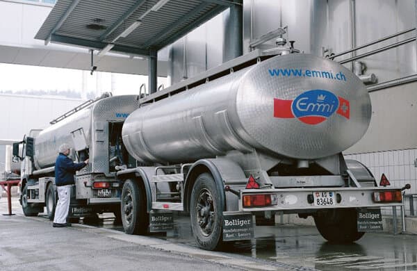 Emmi_Milchtanklastwagen_bearbeitet