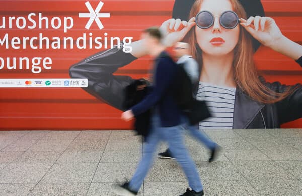 EuroShop-2020_Besucher_bearbeitet