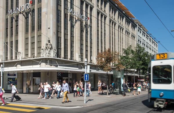 Manor__Zuerich-Bahnhofstrasse_bearbeitet