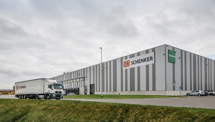 DB Schenker eröffnet Logistik-Hub im GVZ Augsburg